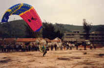 paramoteur_vietnam91_011.jpg (54833 octets)